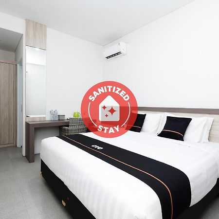 Hotel Oyo 2298 Jebres House Syariah Solo Exteriér fotografie